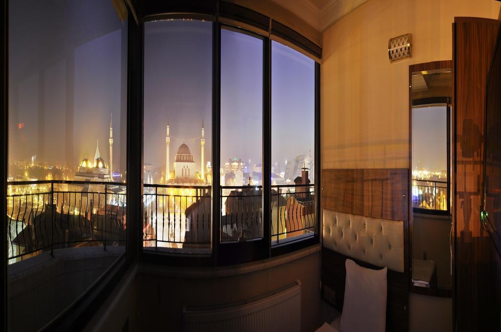 Mesnevi Hotel Konya Bilik gambar