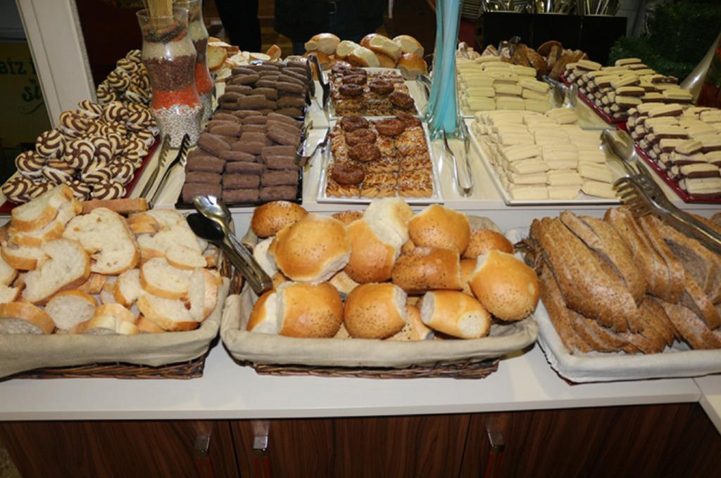 Mesnevi Hotel Konya Luaran gambar